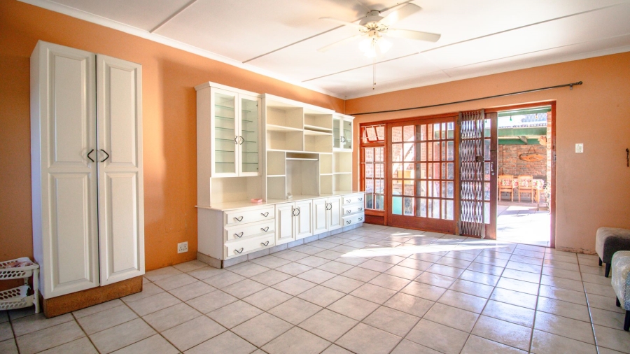 4 Bedroom Property for Sale in Dorchester Heights Eastern Cape